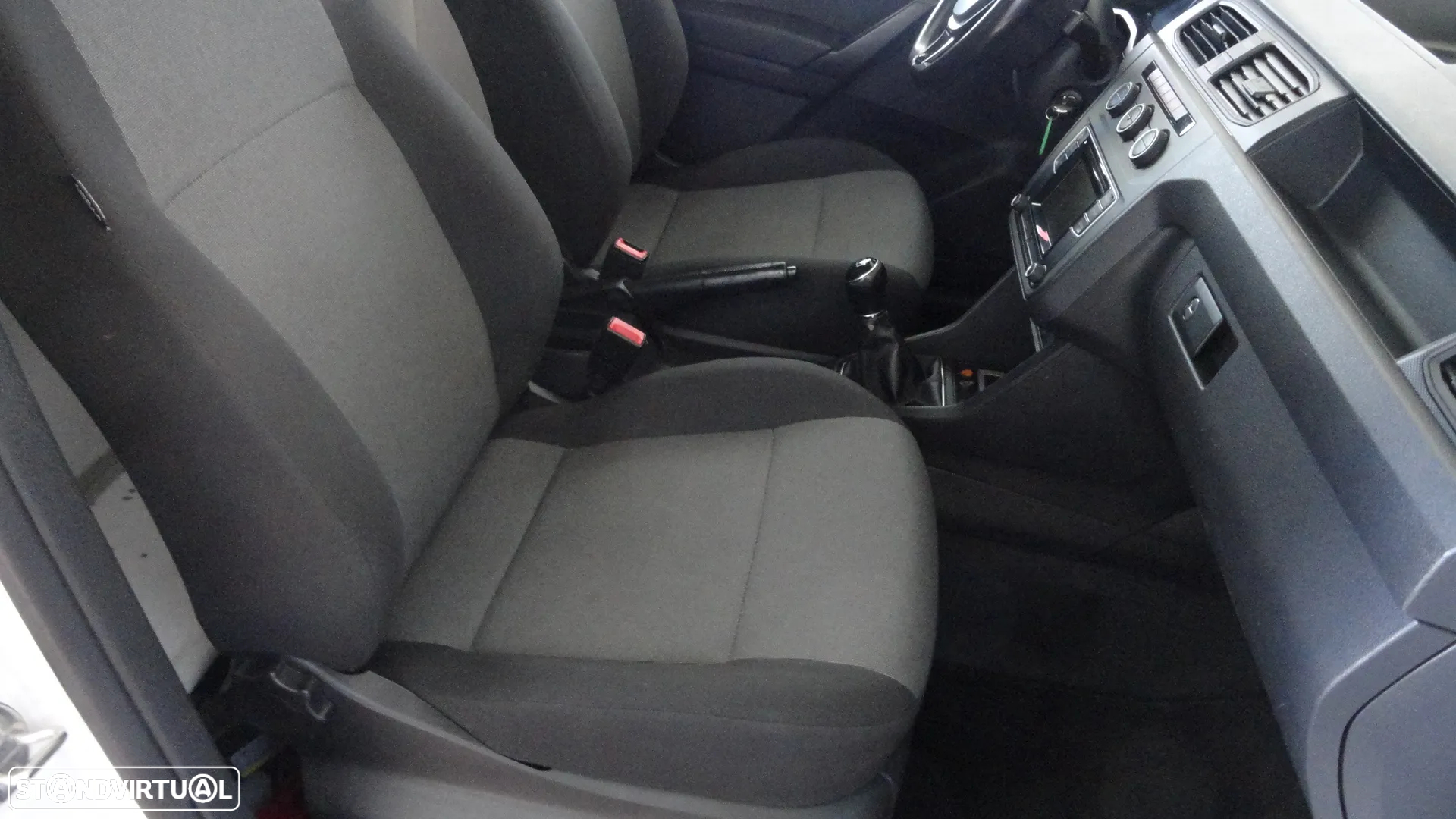 VW CADDY - 18