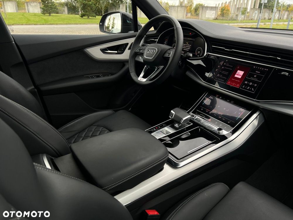 Audi Q7 - 12