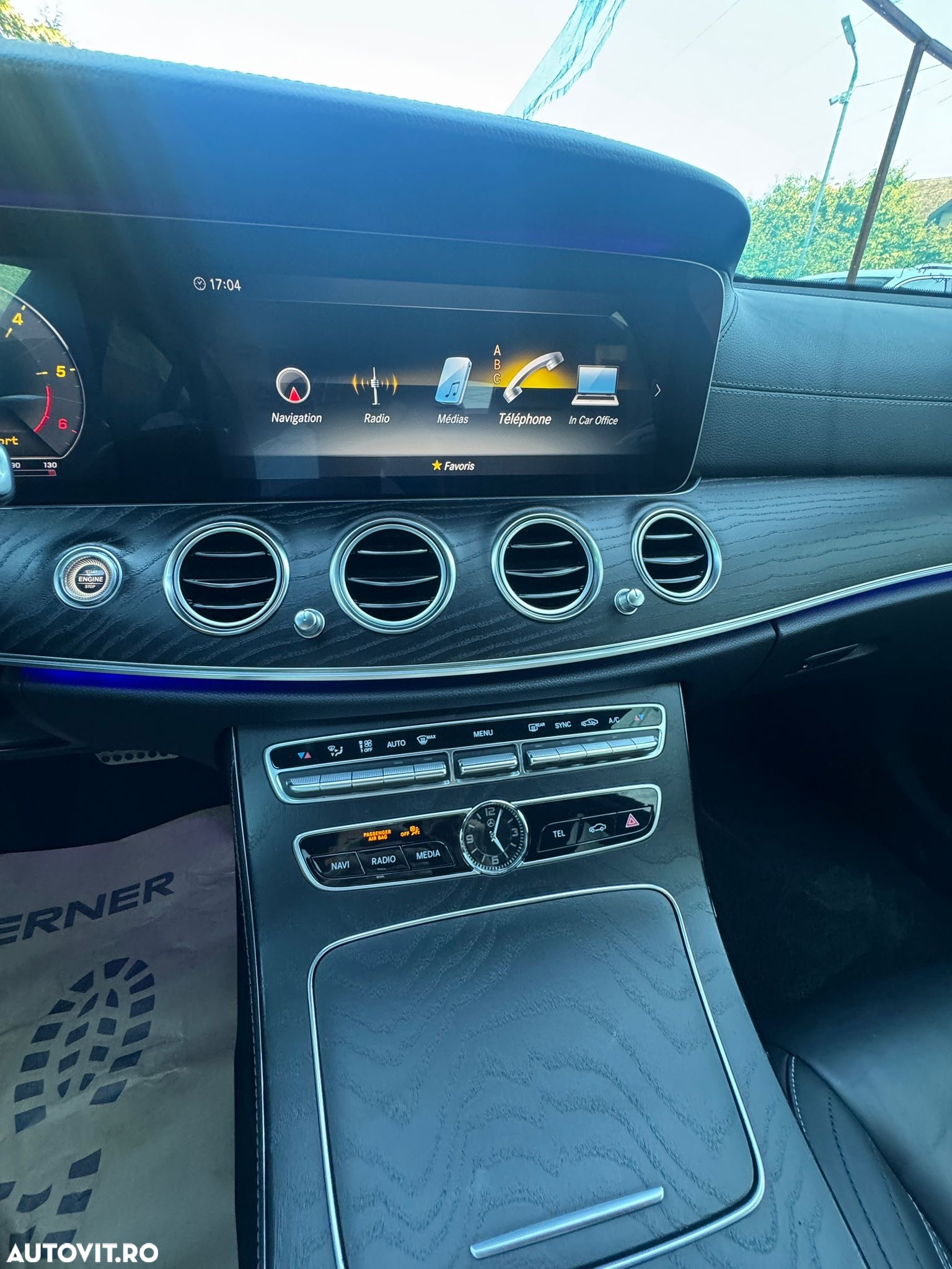 Mercedes-Benz E - 9