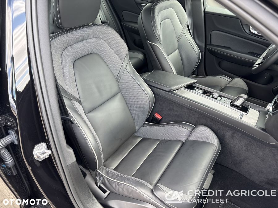 Volvo S60 B5 B R-Design - 22