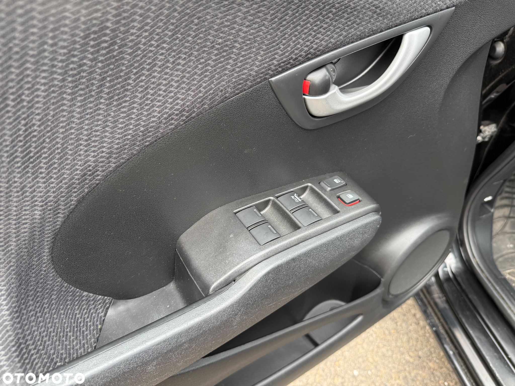 Honda Jazz 1.3 DSi i-VTEC IMA CVT Elegance - 32