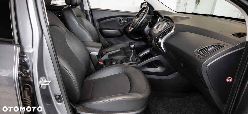 Hyundai ix35 1.6 2WD Fifa World Cup Edition - 5