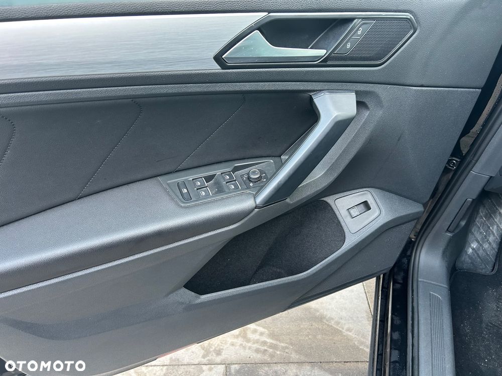 Volkswagen Tiguan 1.4 TSI DSG BlueMotion Technology Trend & Fun - 30