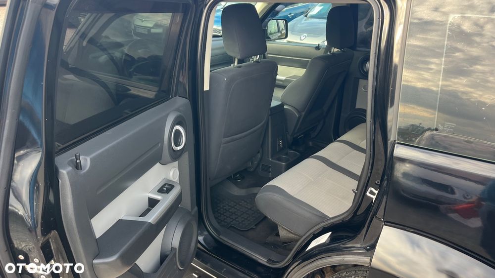 Dodge Nitro 3.7 V6 SLT 4WD - 15