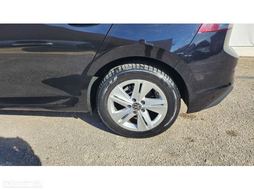 VW Golf 1.0 TSI Life - 29