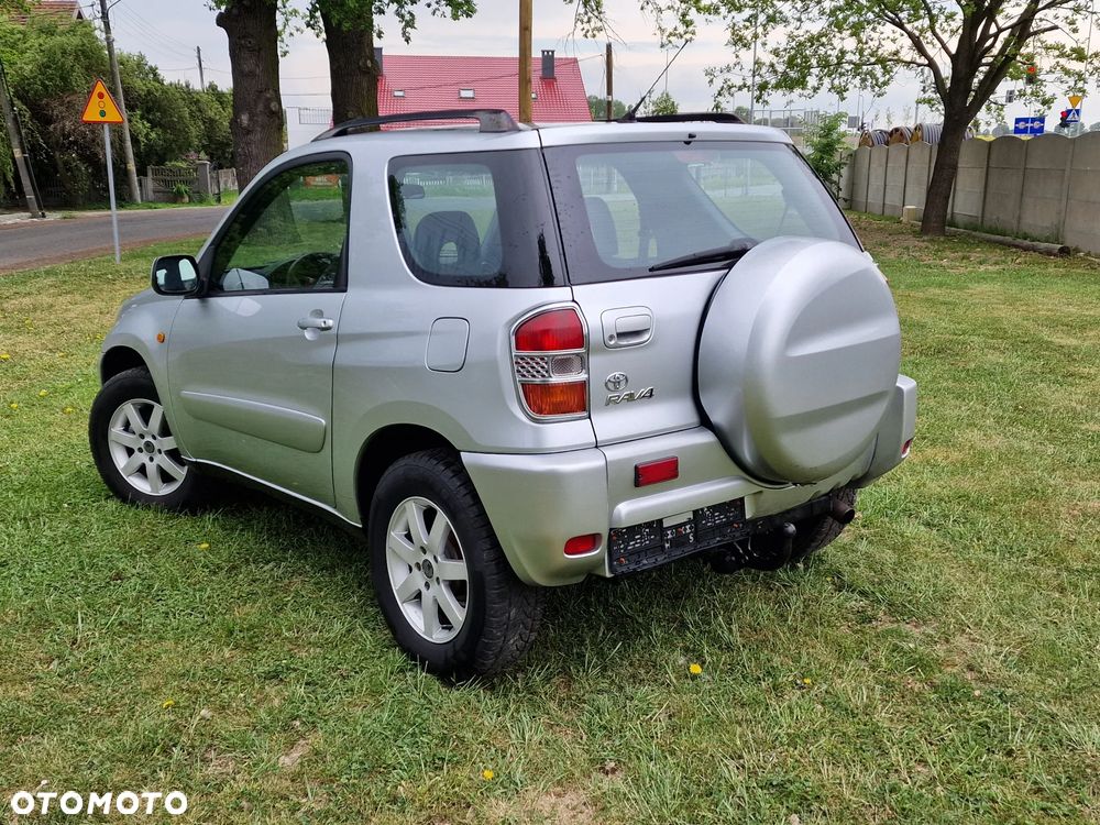 Toyota RAV4 4x4 - 38