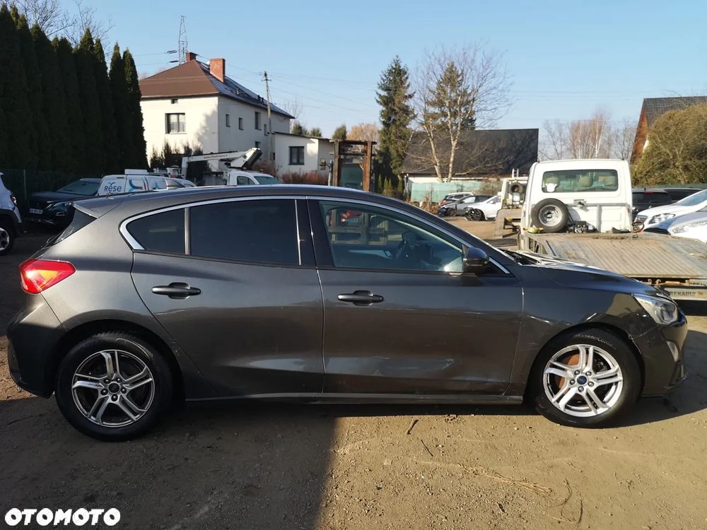 Ford Focus 1.5 EcoBlue Start-Stopp-System ACTIVE STYLE - 2