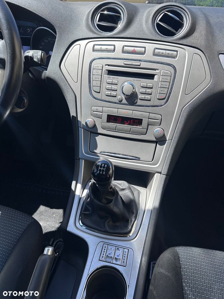 Ford Mondeo 1.6 Trend - 20
