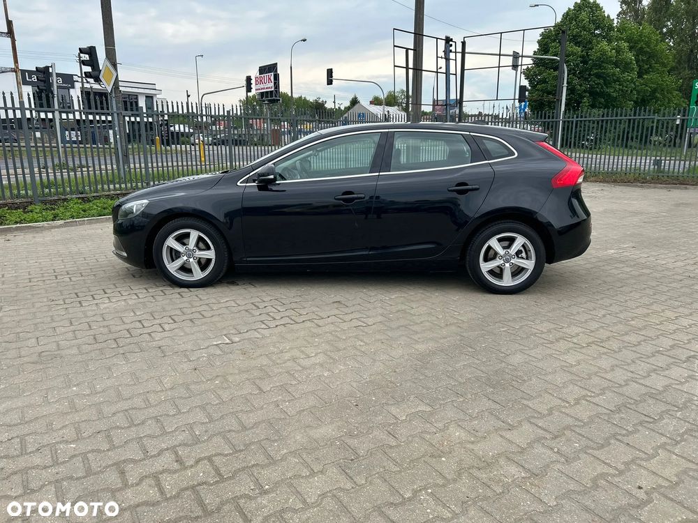 Volvo V40 D2 Momentum - 5