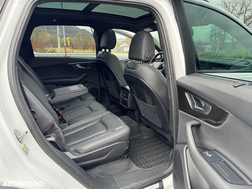 Audi Q7 - 7