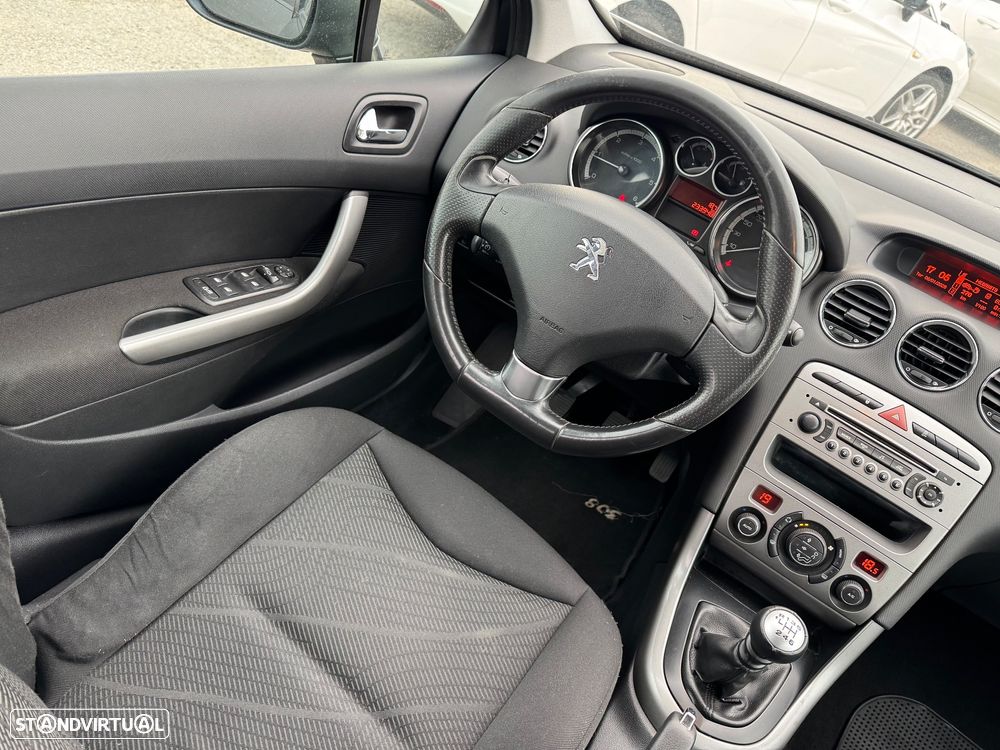 Peugeot 308 1.6 e-HDi Active CVM6 - 13