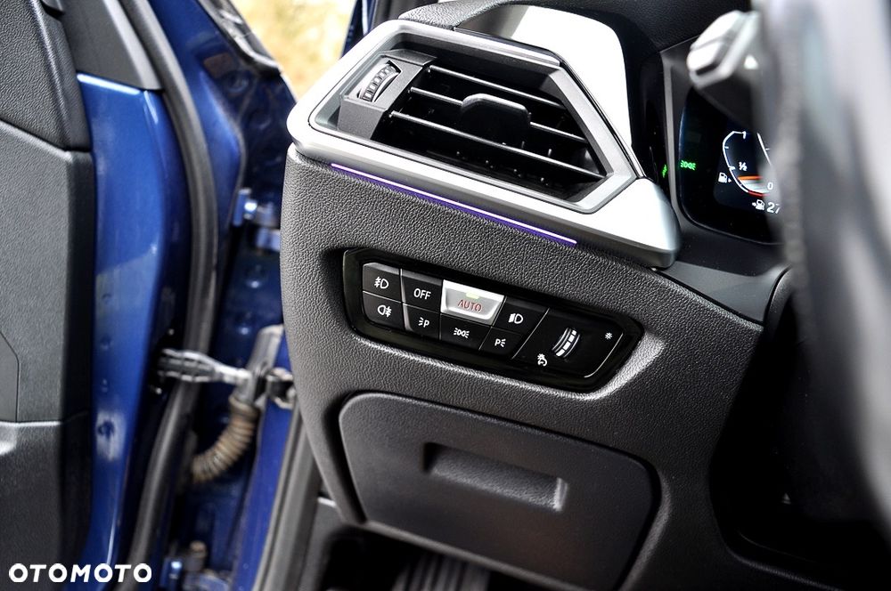 BMW Seria 3 320i GPF Sport Line Shadow sport - 33