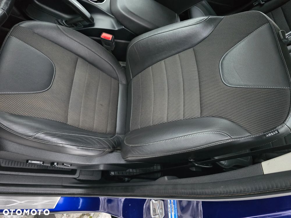 Ford Kuga 2.0 TDCi 4x4 Titanium - 20