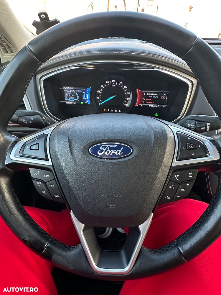 Ford Mondeo 2.0 HEV Vignale - 27