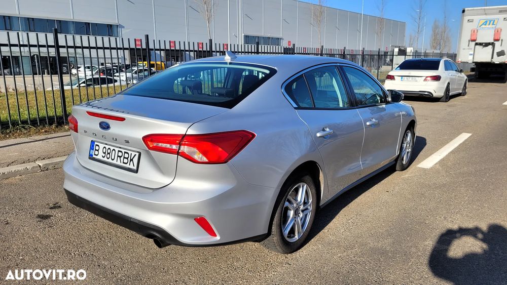 Ford Focus 1.0 EcoBoost Trend Edition - 6