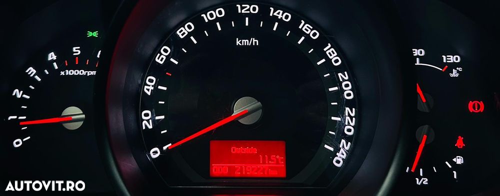 Kia Sportage 1.7 CRDI 2WD Spirit - 27