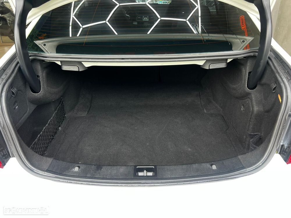 Mercedes-Benz E 350 d 4-Matic AMG Line - 49