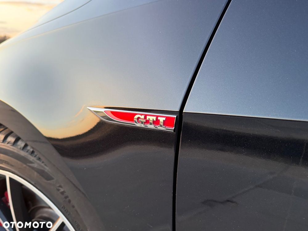 Volkswagen Golf 2.0 TSI OPF DSG GTI - 6