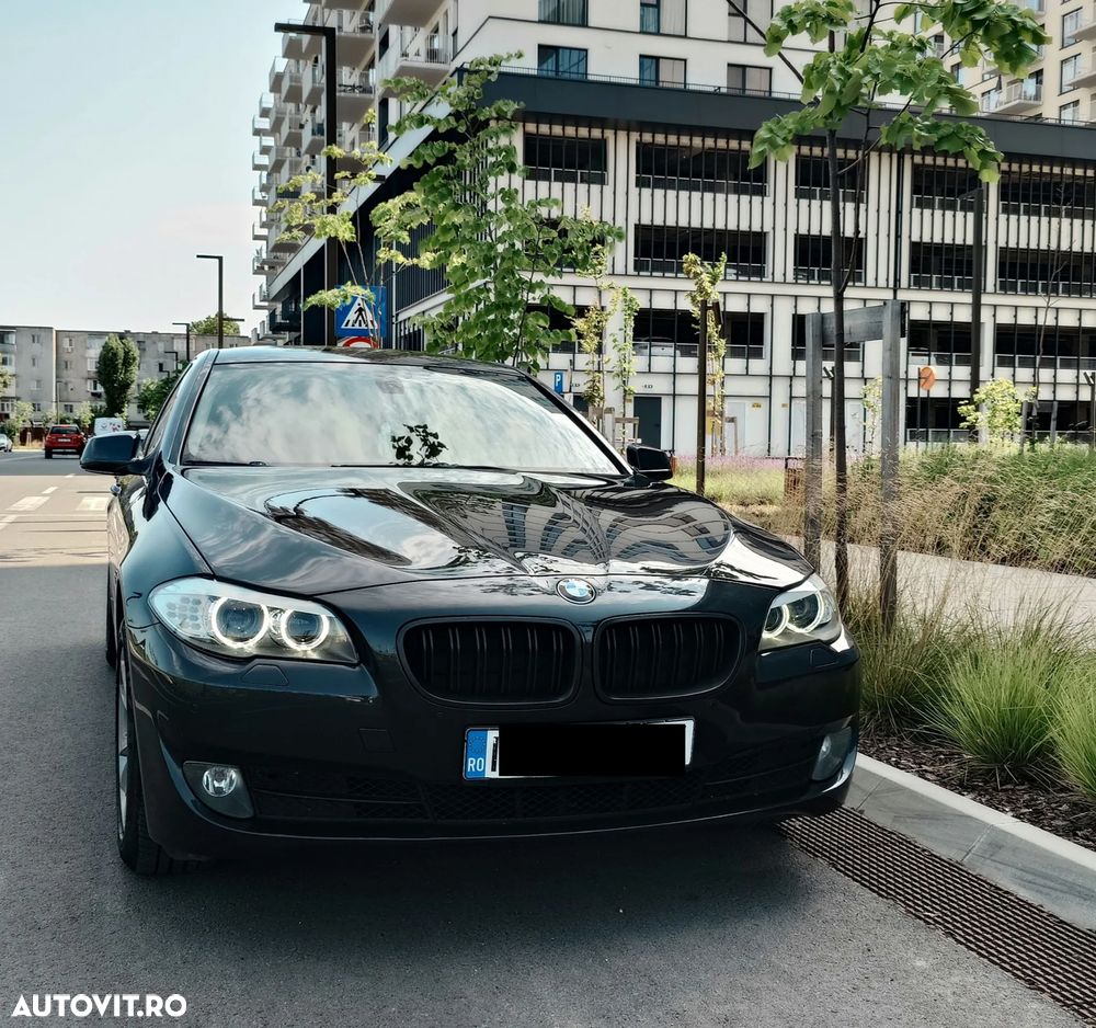 BMW Seria 5 520d Efficient Dynamics Edition - 1