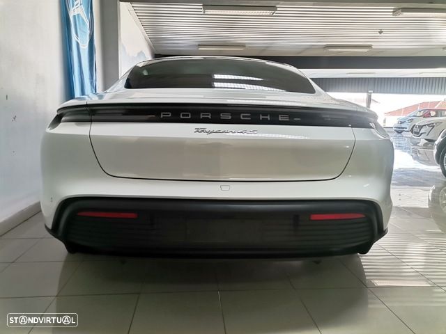 Porsche Taycan 4S - 3