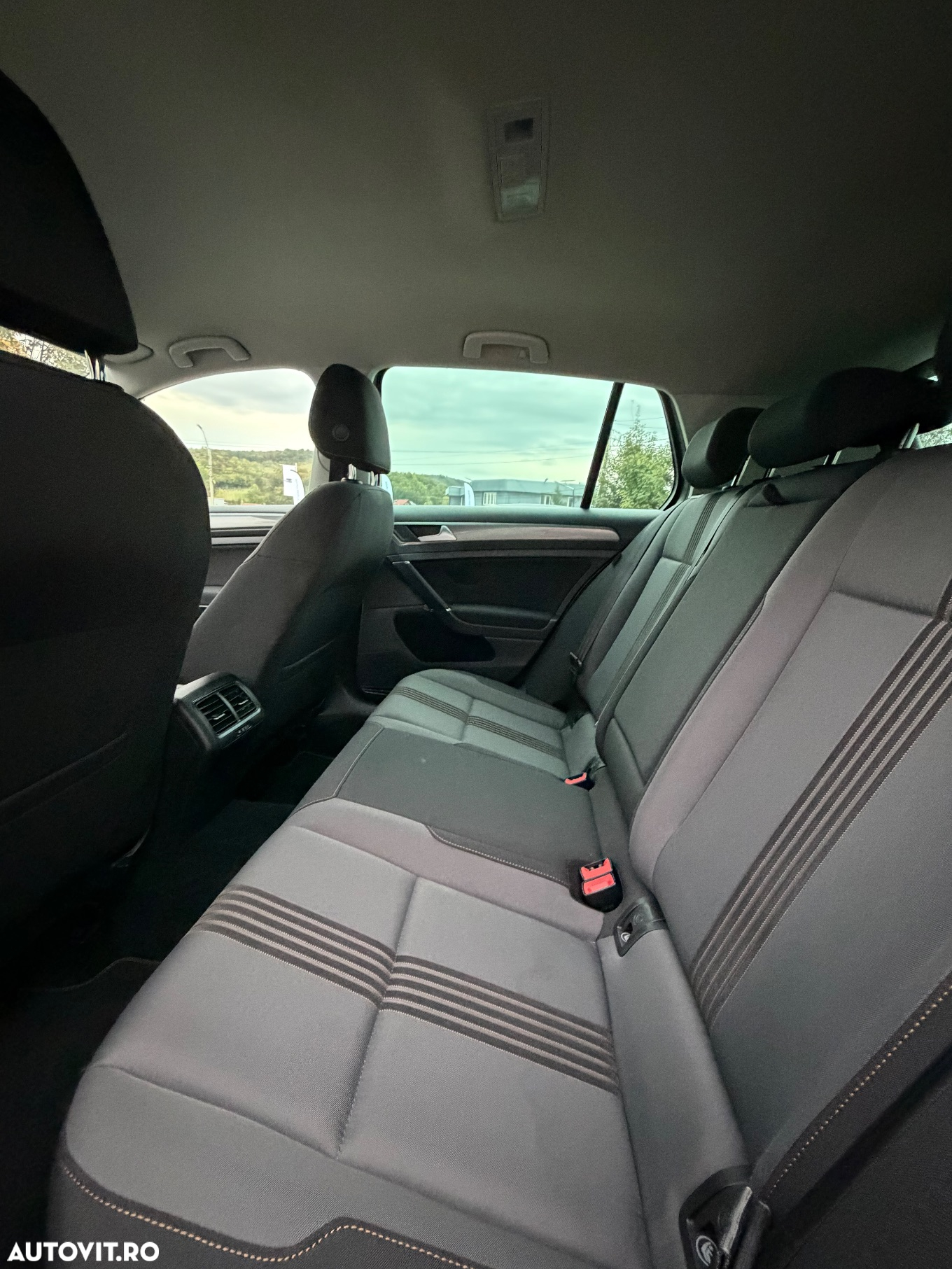Volkswagen Golf 1.2 TSI BMT DSG Highline - 12