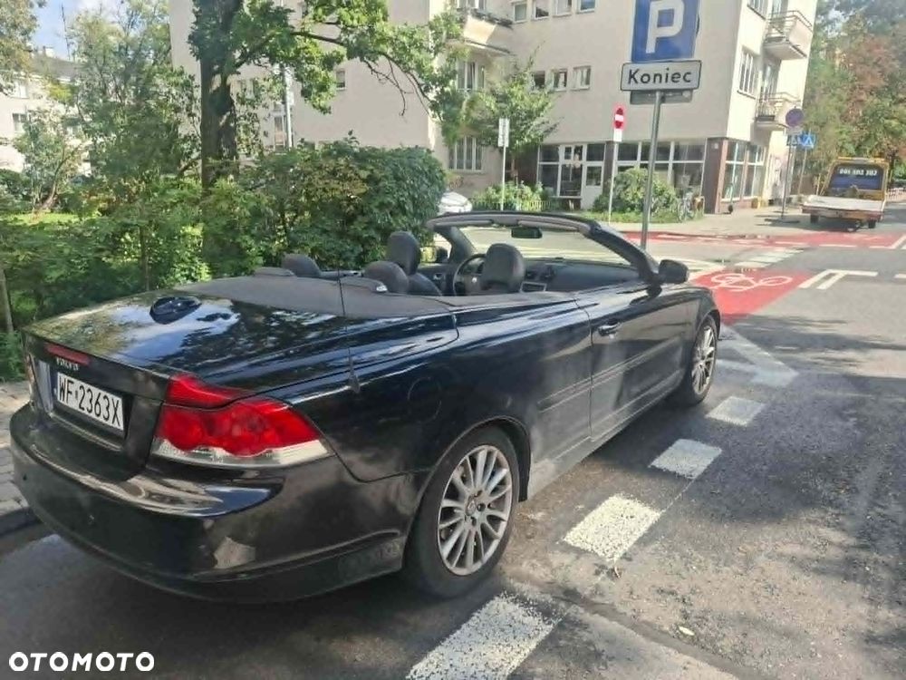 Volvo C70 2.4 Momentum - 3