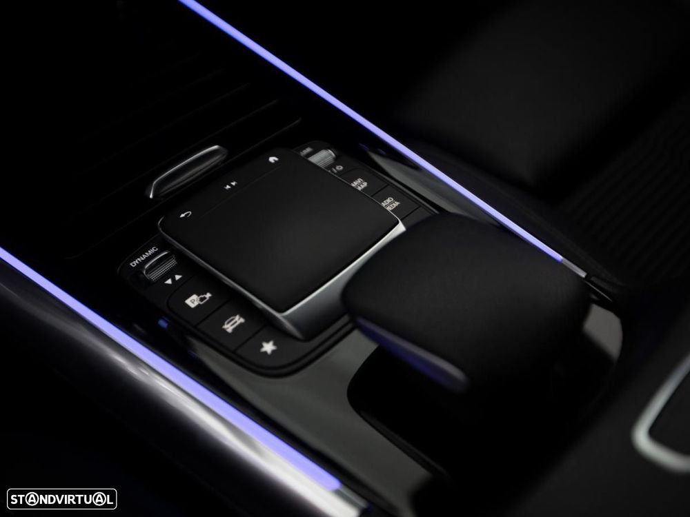 Mercedes-Benz GLA 250 e Progressive - 23