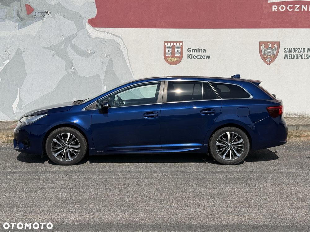 Toyota Avensis - 4