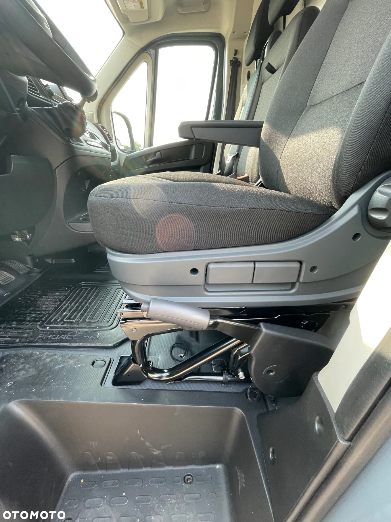 Toyota PROACE MAX - 15