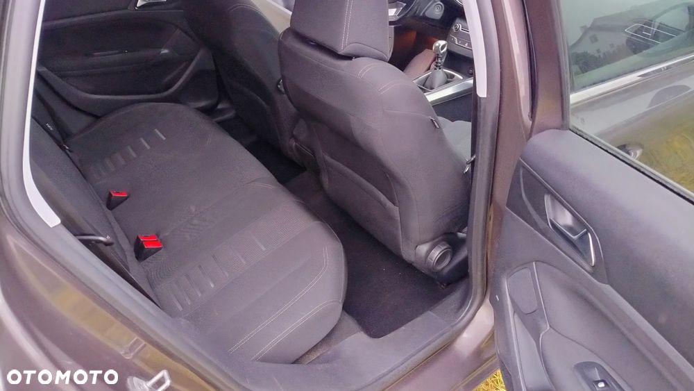 Peugeot 308 e-HDi 115 Stop & Start Allure - 13