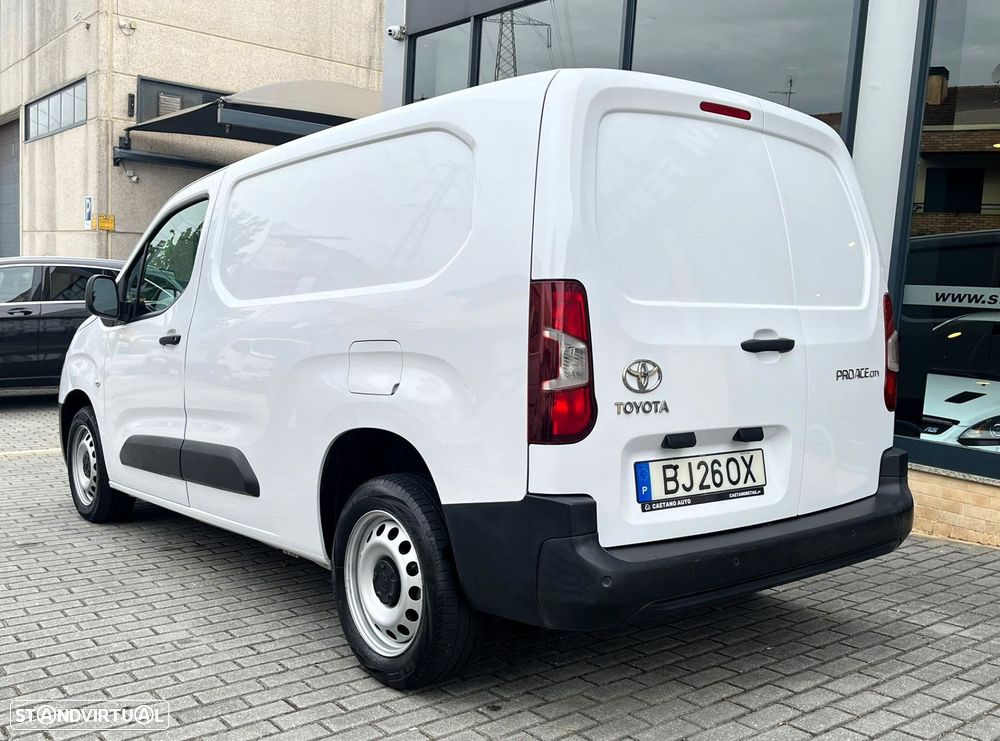 Toyota Proace City 1.5D L2h2 Longa Nacional - 19
