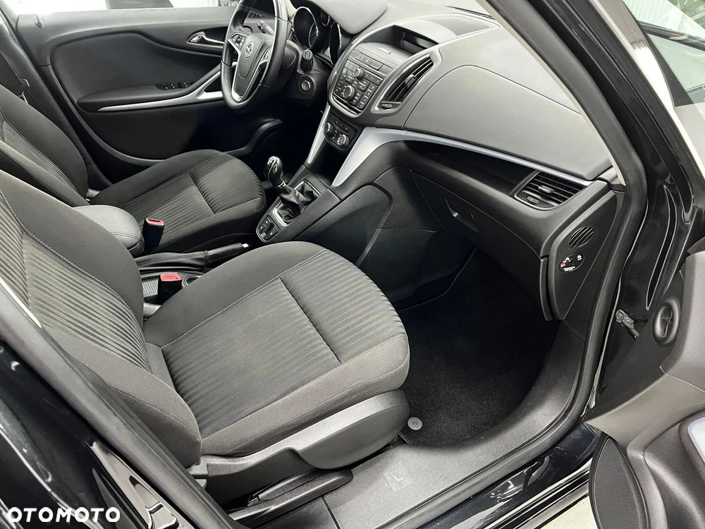 Opel Zafira Tourer 2.0 CDTI Active - 17
