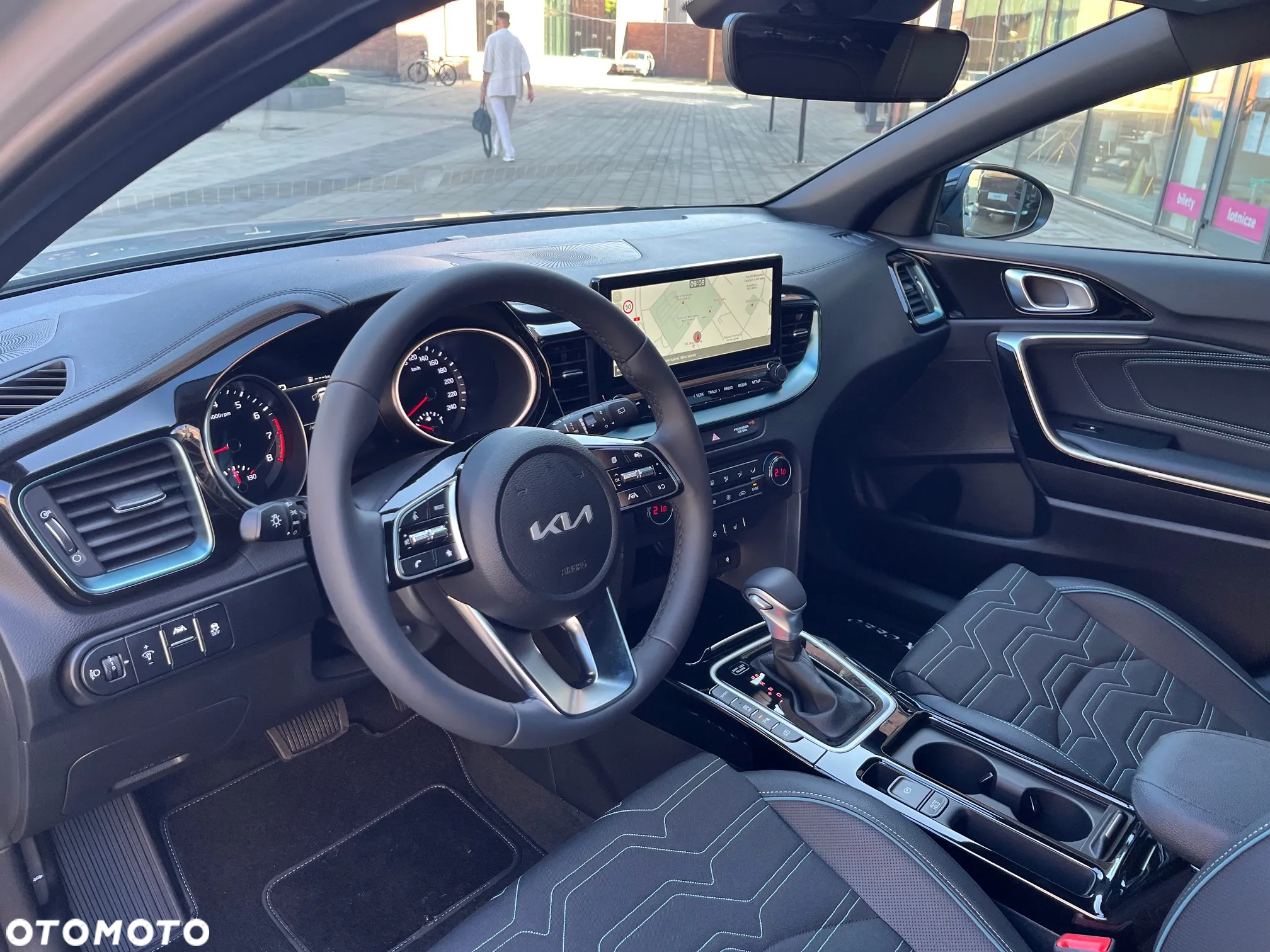 Kia XCeed 1.6 T-GDI Tribute DCT - 17