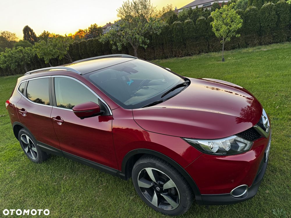 Nissan Qashqai 1.6 DIG-T N-Connecta - 1