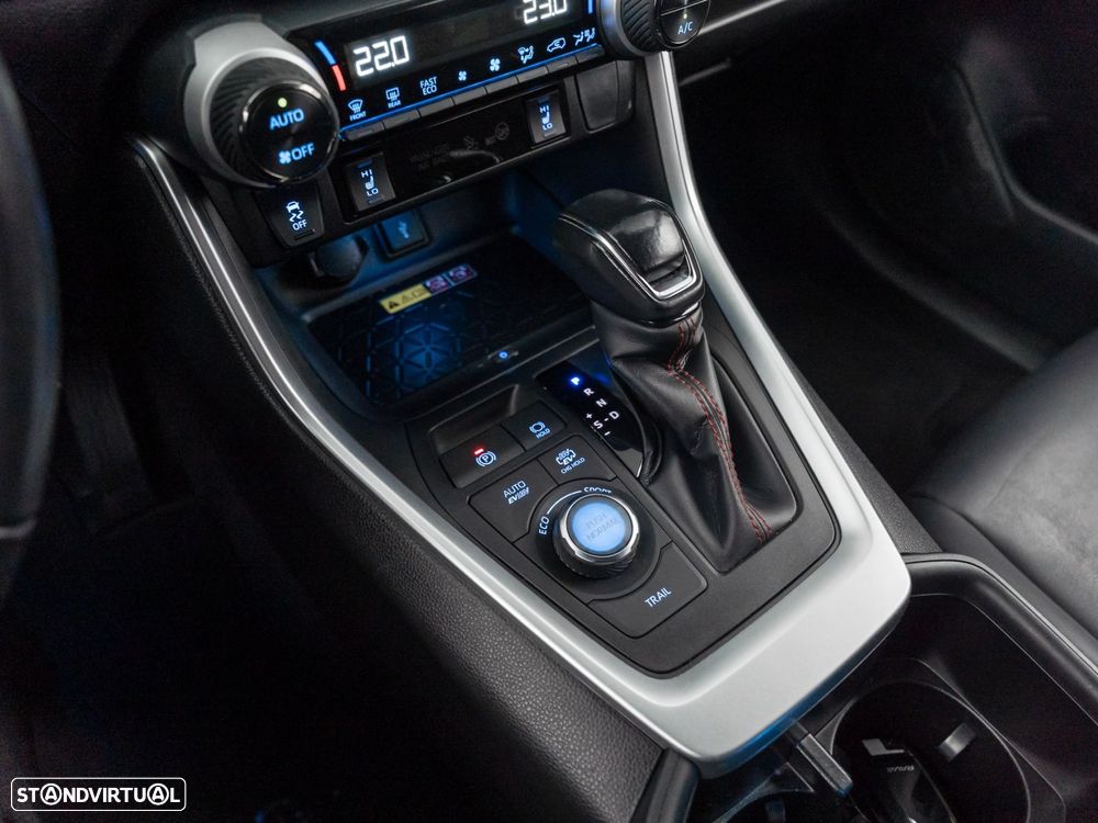 Toyota RAV4 2.5 HDF Plug-in Square Co.AWD-i - 26