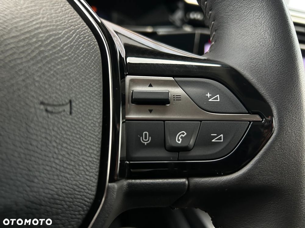 Peugeot 308 1.5 BlueHDi Allure S&S EAT8 - 29