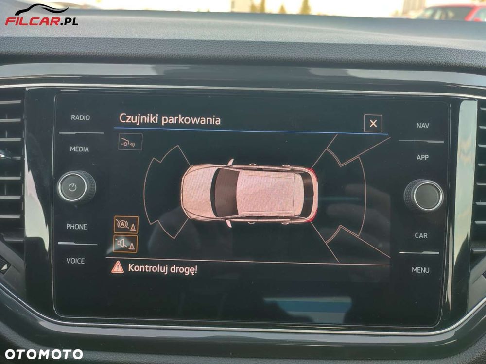 Volkswagen T-Roc - 32