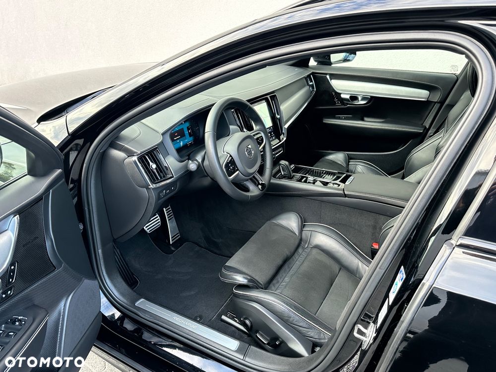 Volvo V90 T8 Twin Engine AWD R Design - 24