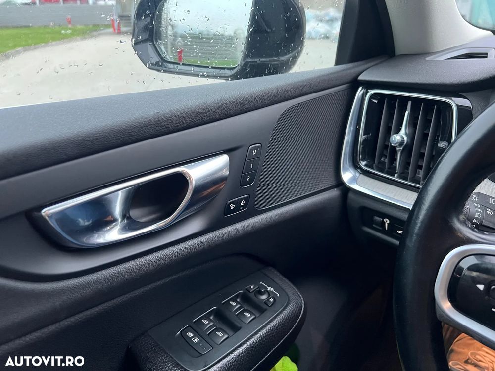 Volvo S60 T8 Recharge AWD Geartronic Inscription - 9