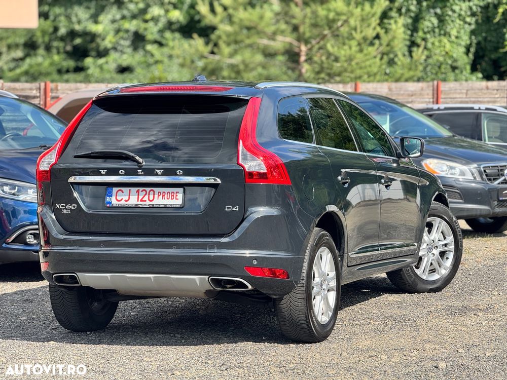 Volvo XC 60 D4 Geartronic Summum - 11