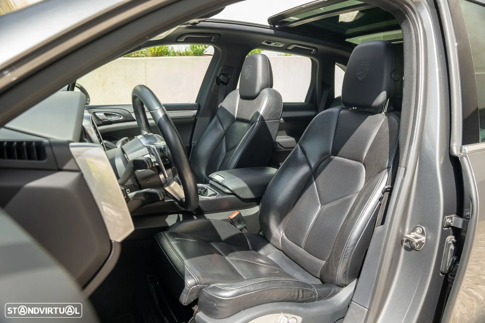 Porsche Cayenne 3.0 V6 - 6