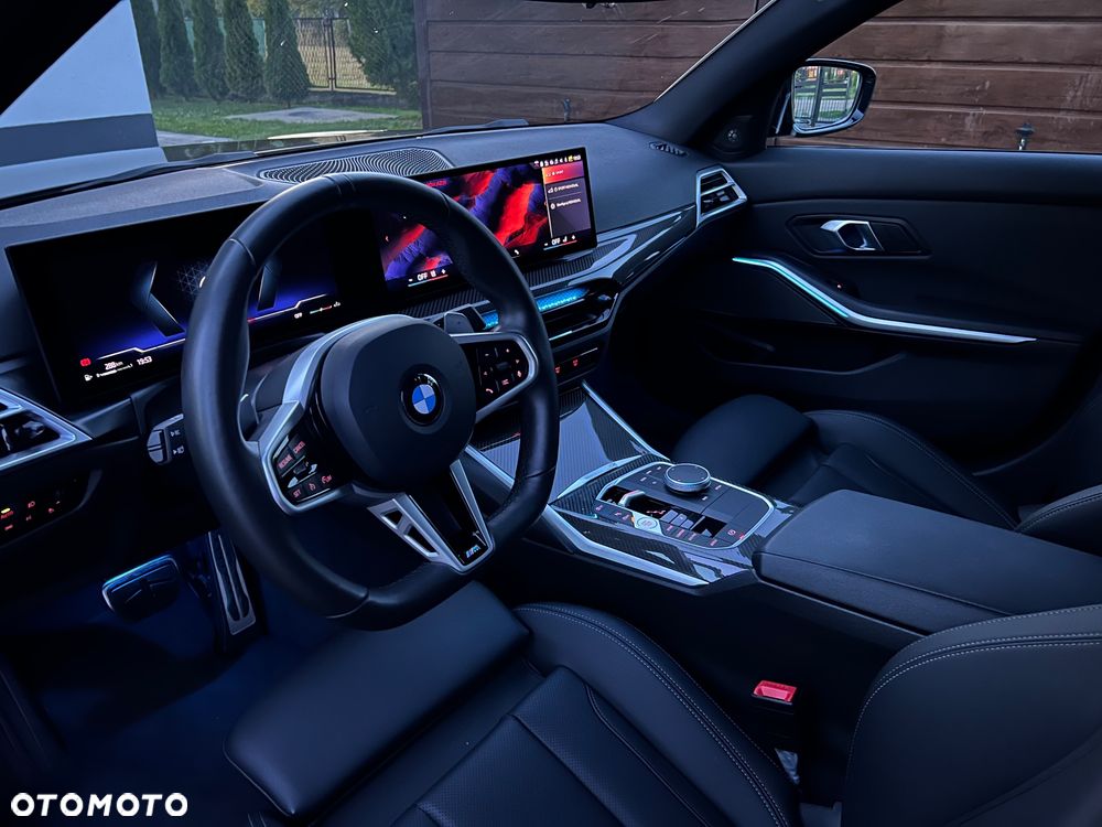 BMW Seria 3 318i M Sport - 25