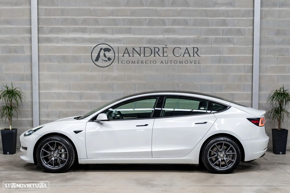 Tesla Model 3 Standard Range Plus RWD - 4