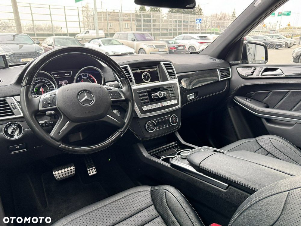 Mercedes-Benz GL - 19