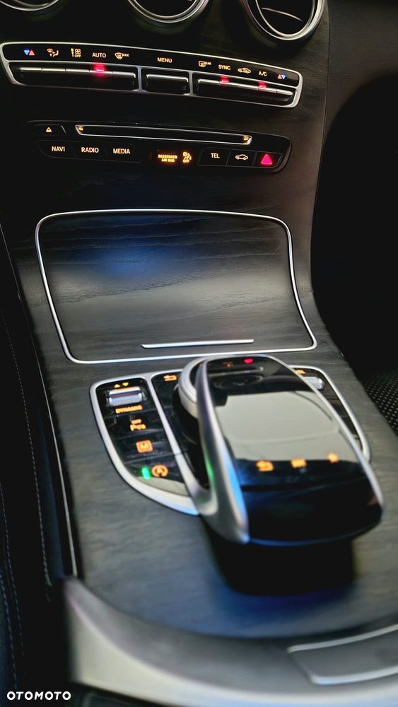 Mercedes-Benz GLC 250 4-Matic - 21