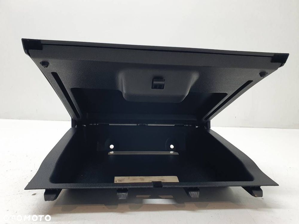 SCHOWEK KONSOLI DESKI GÓRNY MAZDA 2 DY D37464501 EUROPA - 4