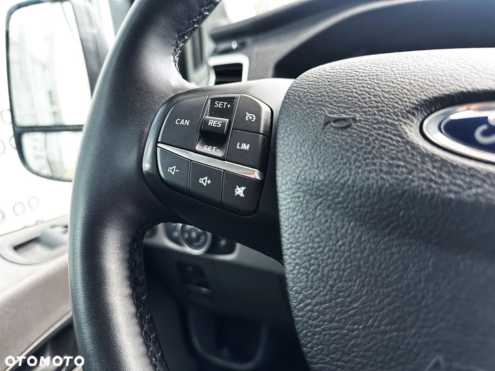 Ford transit - 24