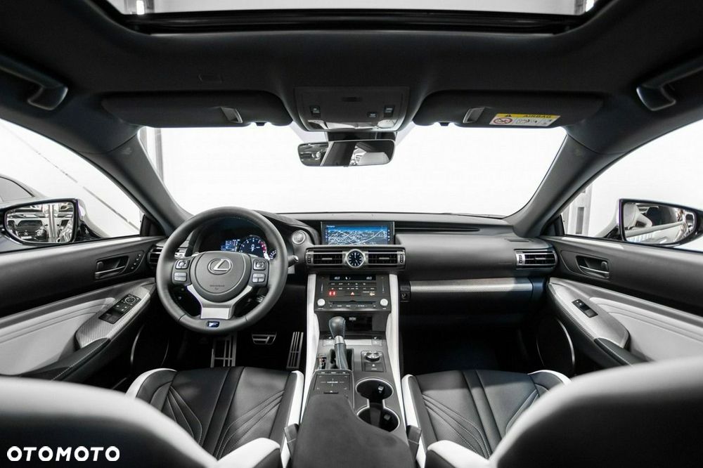 Lexus RC - 24