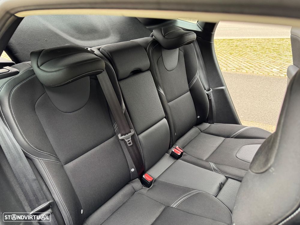 Volvo V40 2.0 D2 Kinetic Eco - 9