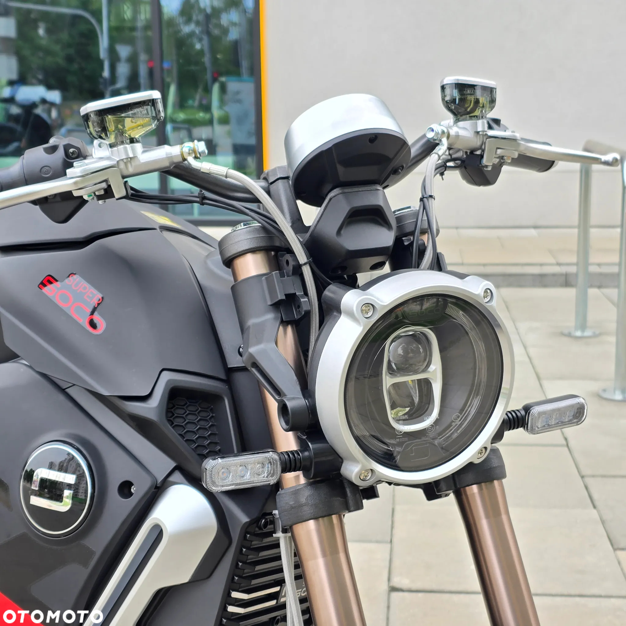 Super Soco TC MAX - 9